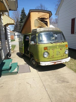 Parts camper 1.jpg
