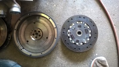 WP_20160601_16_50_27_Pro.jpg (640.74 KiB) Viewed 2649 times bus came with a weird clutch disk with continuous facing